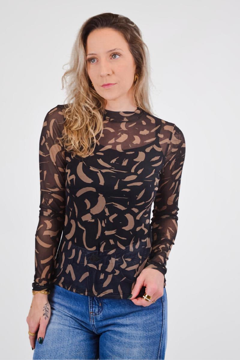 Foto do produto  Blusa Deliz Preto F277562026 Pintura Abstrata Transparente Preto