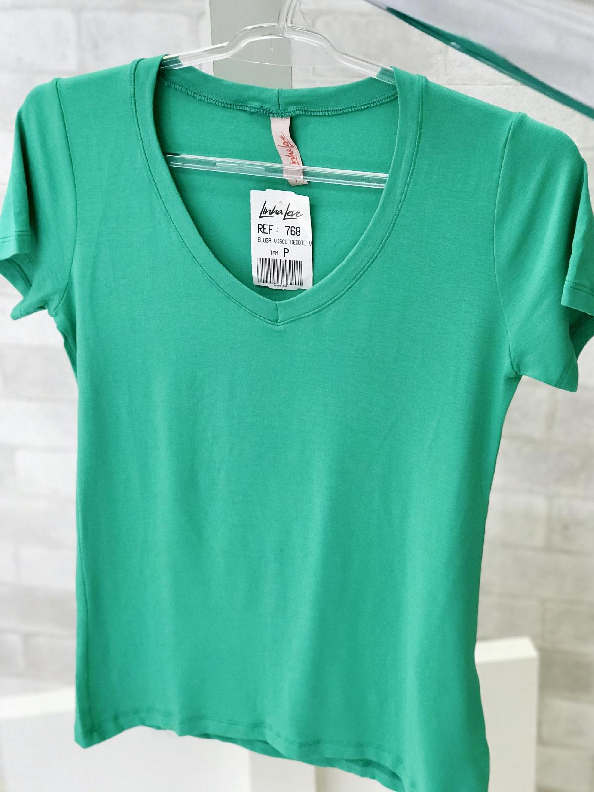 Foto do produto Blusa Linha Leve Preto L768 Basica Verde