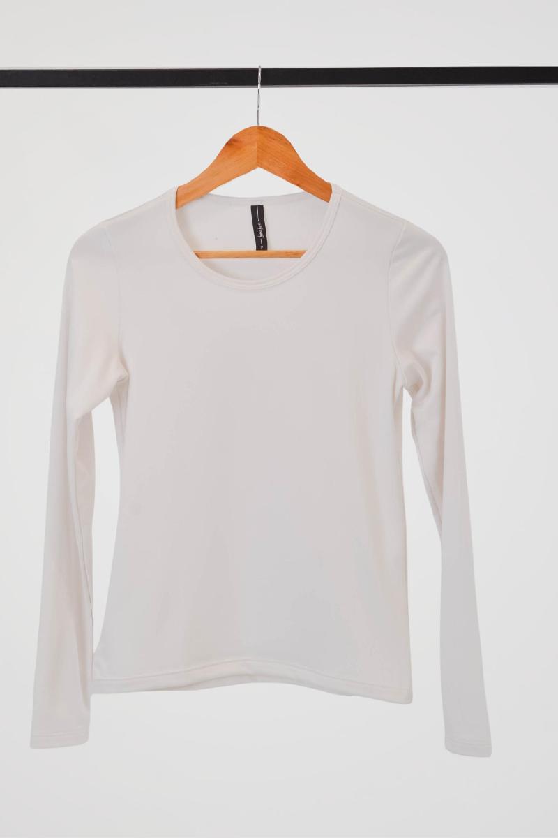 Foto do produto  Blusa Linha Leve   Off White