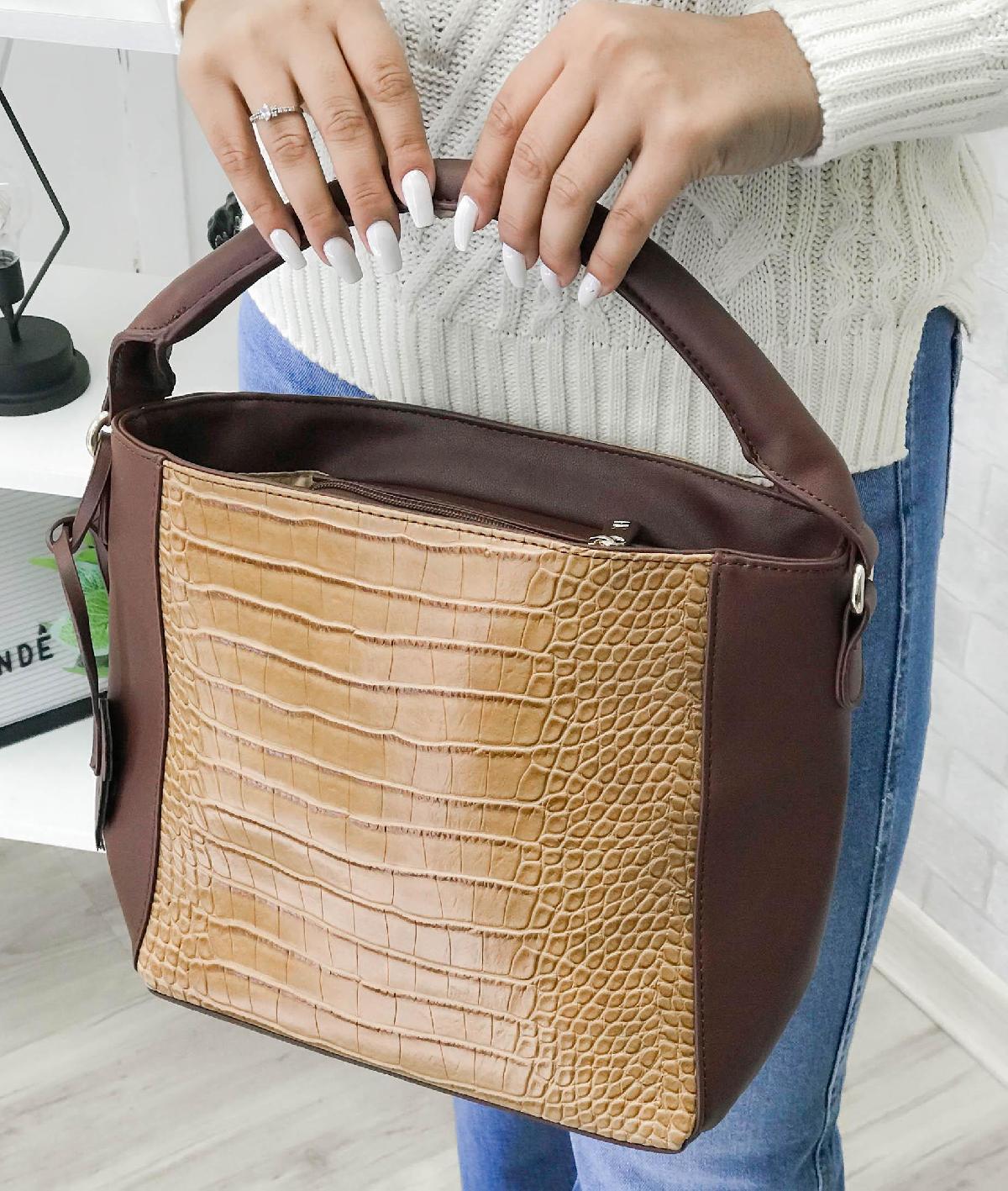 Foto do produto Bolsa Chris Helena Caramelo