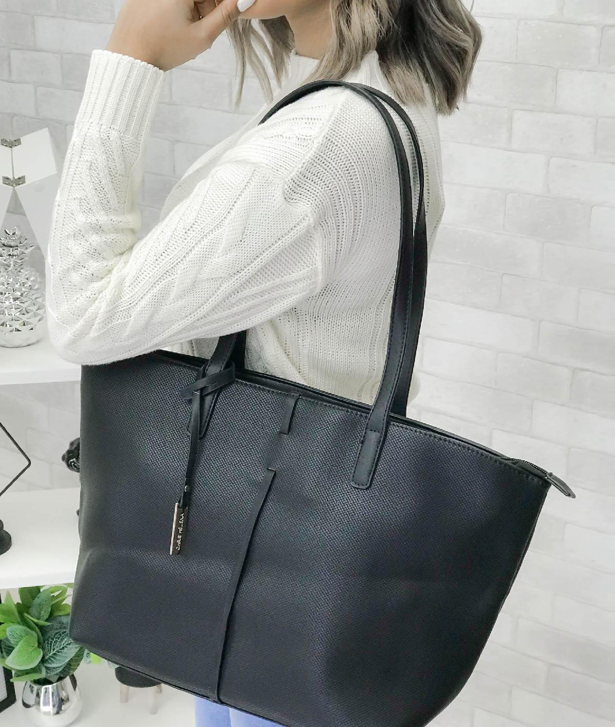 Foto do produto Bolsa Chris Helena Preto