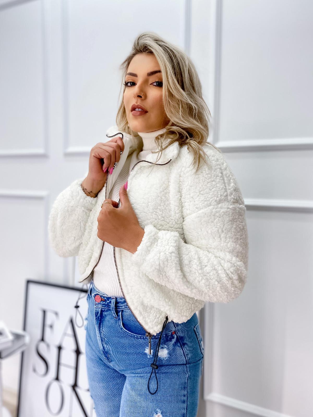 Foto do produto Bomber Rovitex Off White