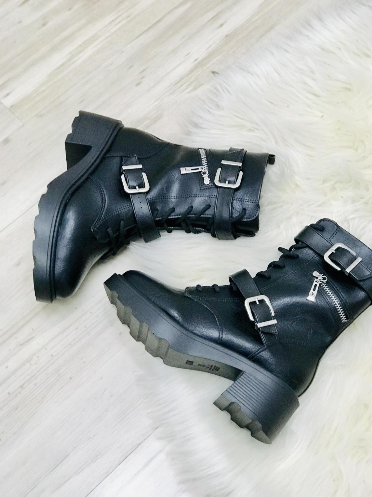 Foto do produto Bota Coturno Vizzano Preto