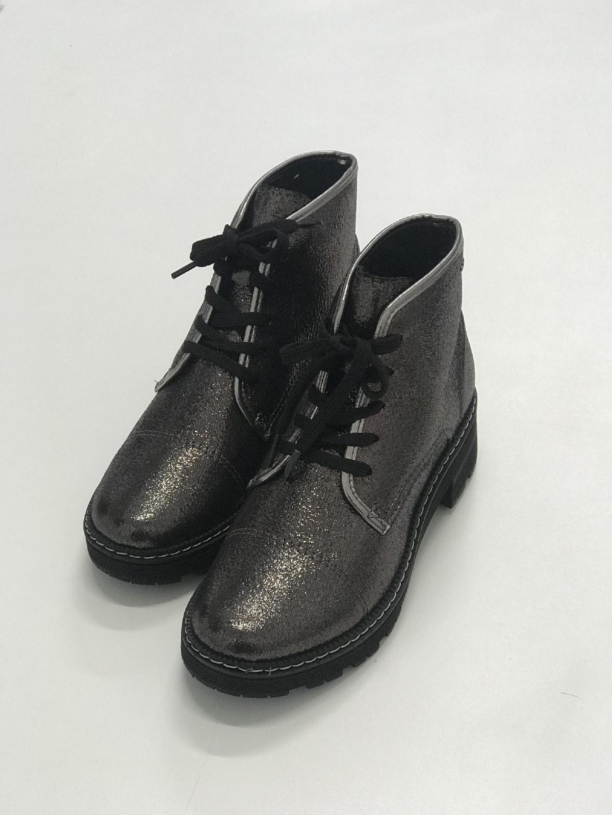 Foto do produto Bota Rasteria Dakota Brilho