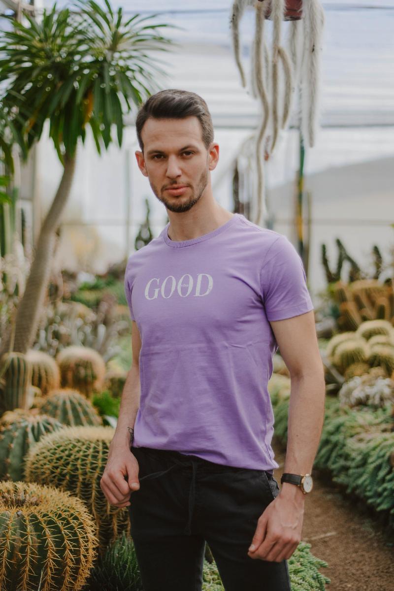 Foto do produto  Camiseta Six One Lilas 5075622 Gola Lilas
