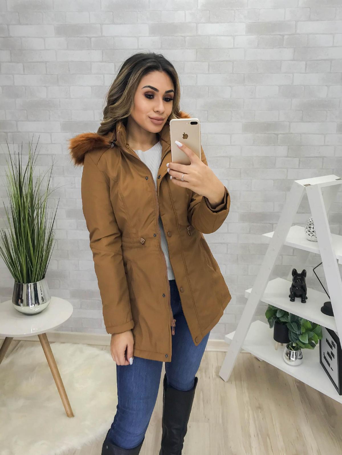 Foto do produto Casaco Fem. Safira Caramelo