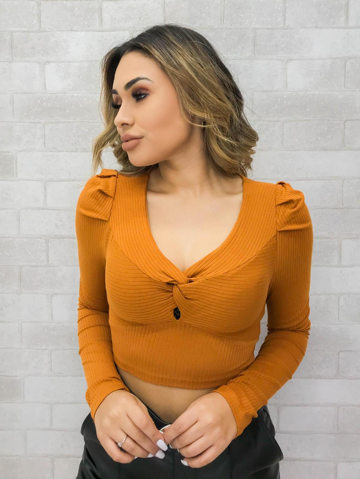 Foto do produto Cropped Deliz Caramelo