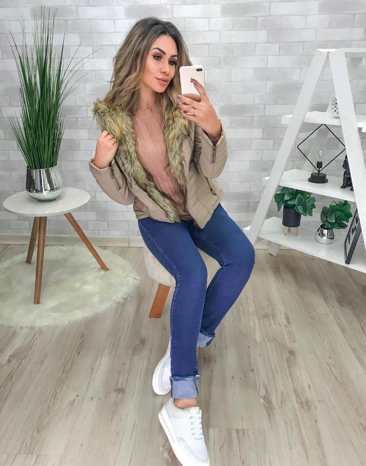 Foto do produto Jaqueta Aishty Gomo Bege