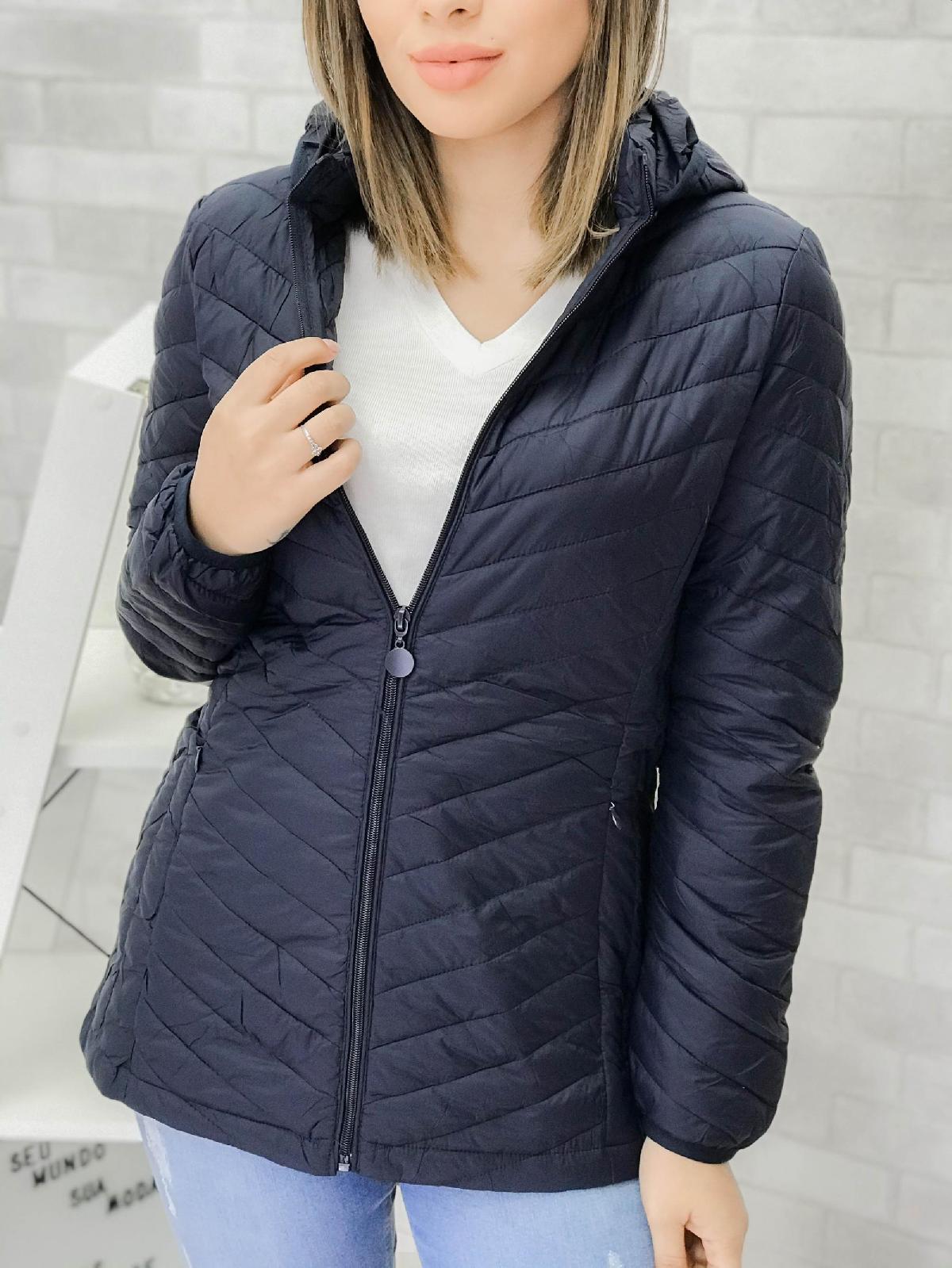 Foto do produto Jaqueta Voyage Azul Marinho