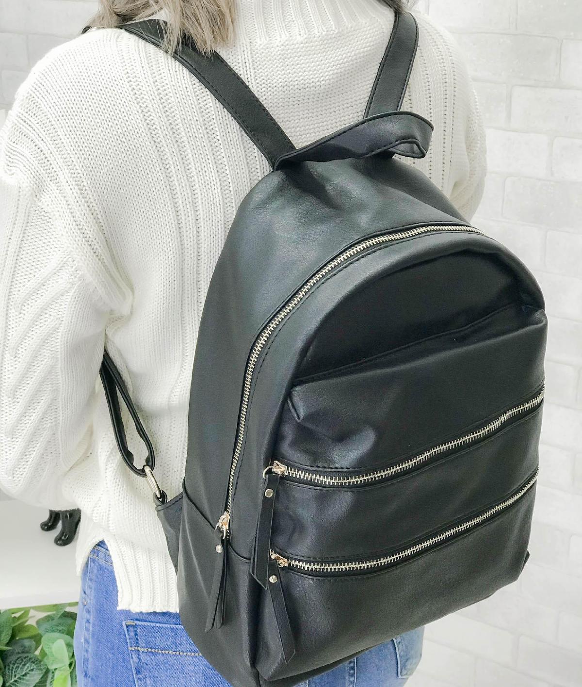 Foto do produto Mochila Chris Helena Preto