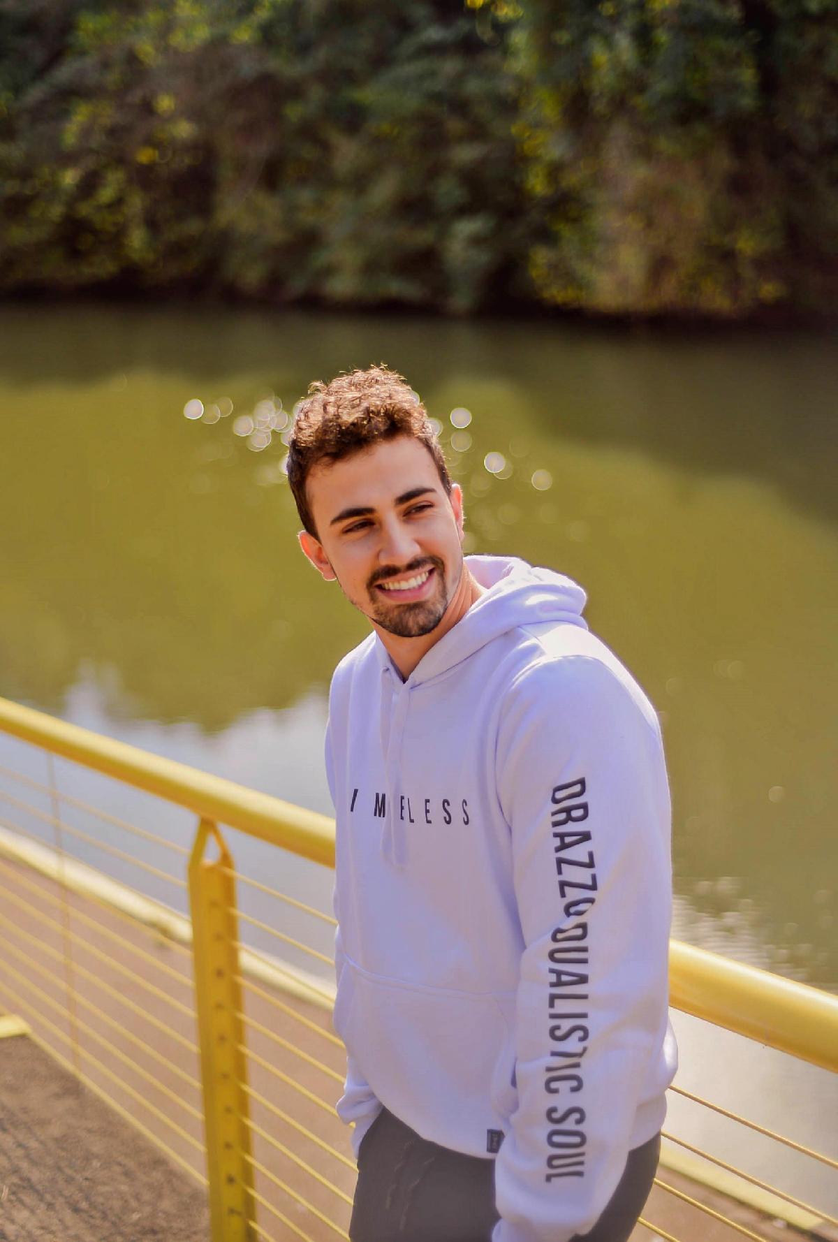 Foto do produto Moletom Masc. Drazzo Branco