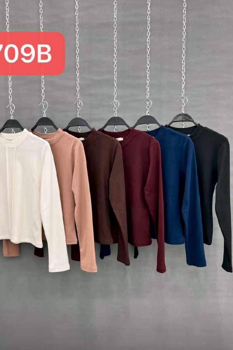 Foto do produto  Blusa Elise Modal Costura Preto