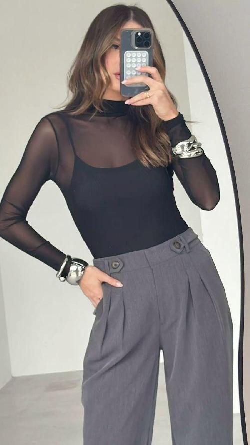 Foto do produto  Blusa Leos Manga Longa Tule Preto
