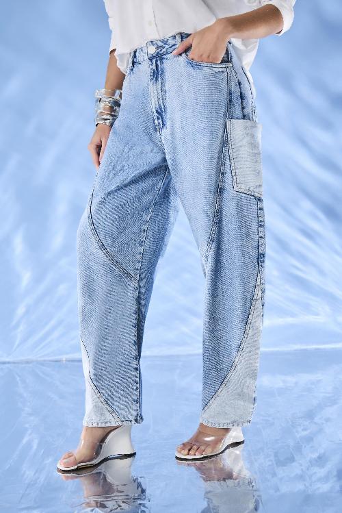 Foto do produto  Calça Fem Six One Barrel Jeans
