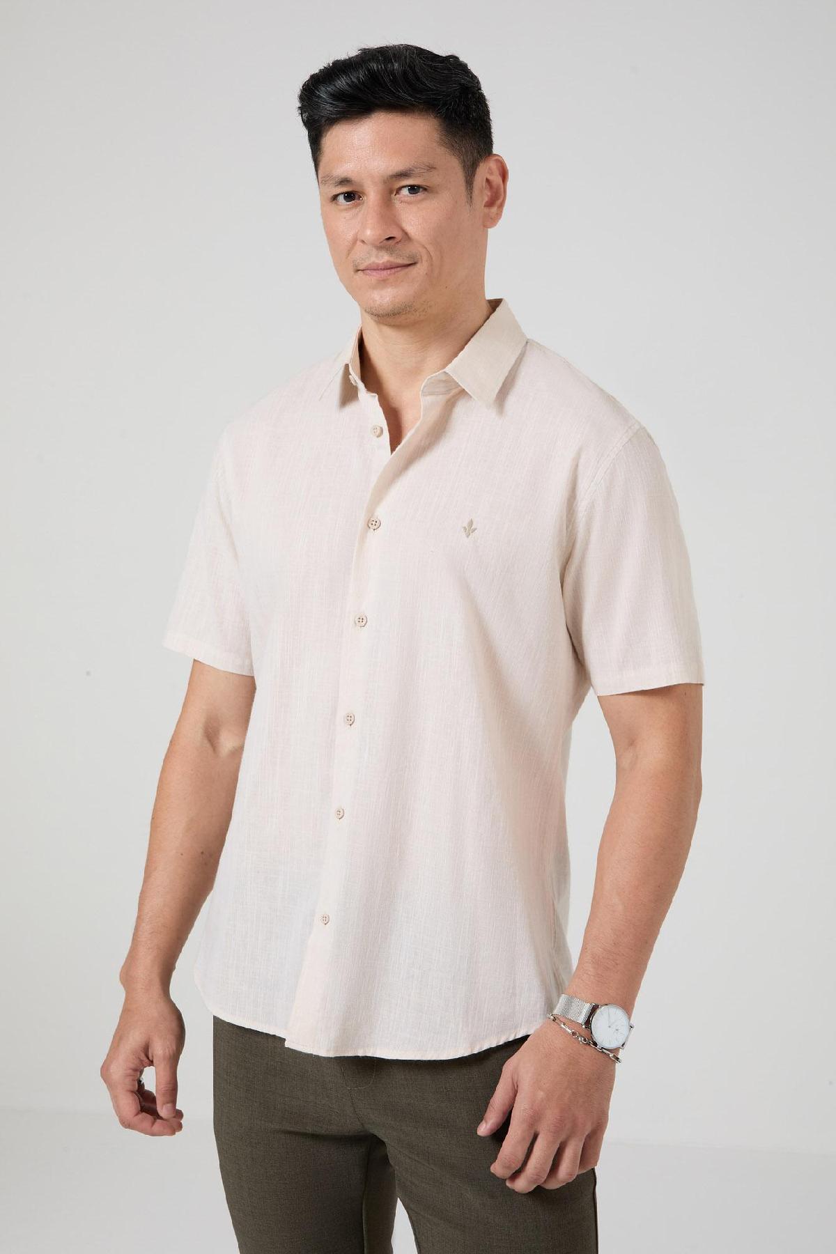 Foto do produto Camisa Masc. Deliz Confort Bege Duna
