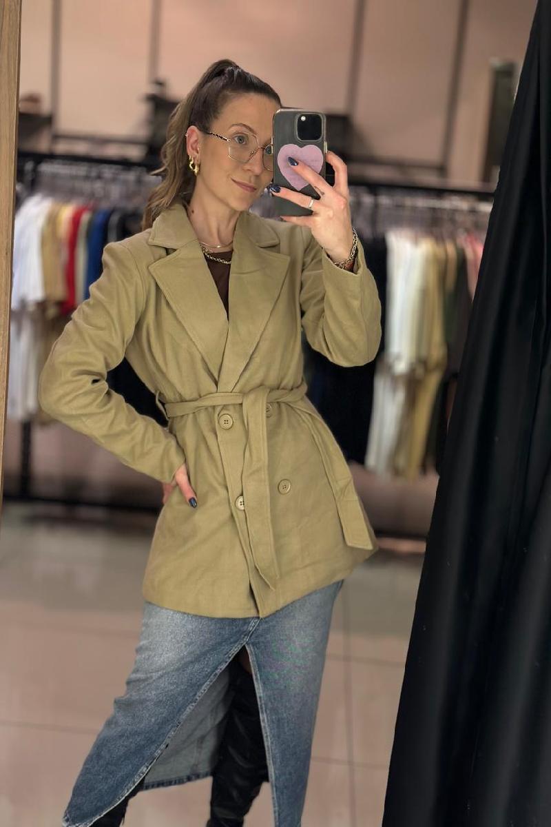 Foto do produto  Casaco Fem. Pelini Amarração Lã Batida Bege