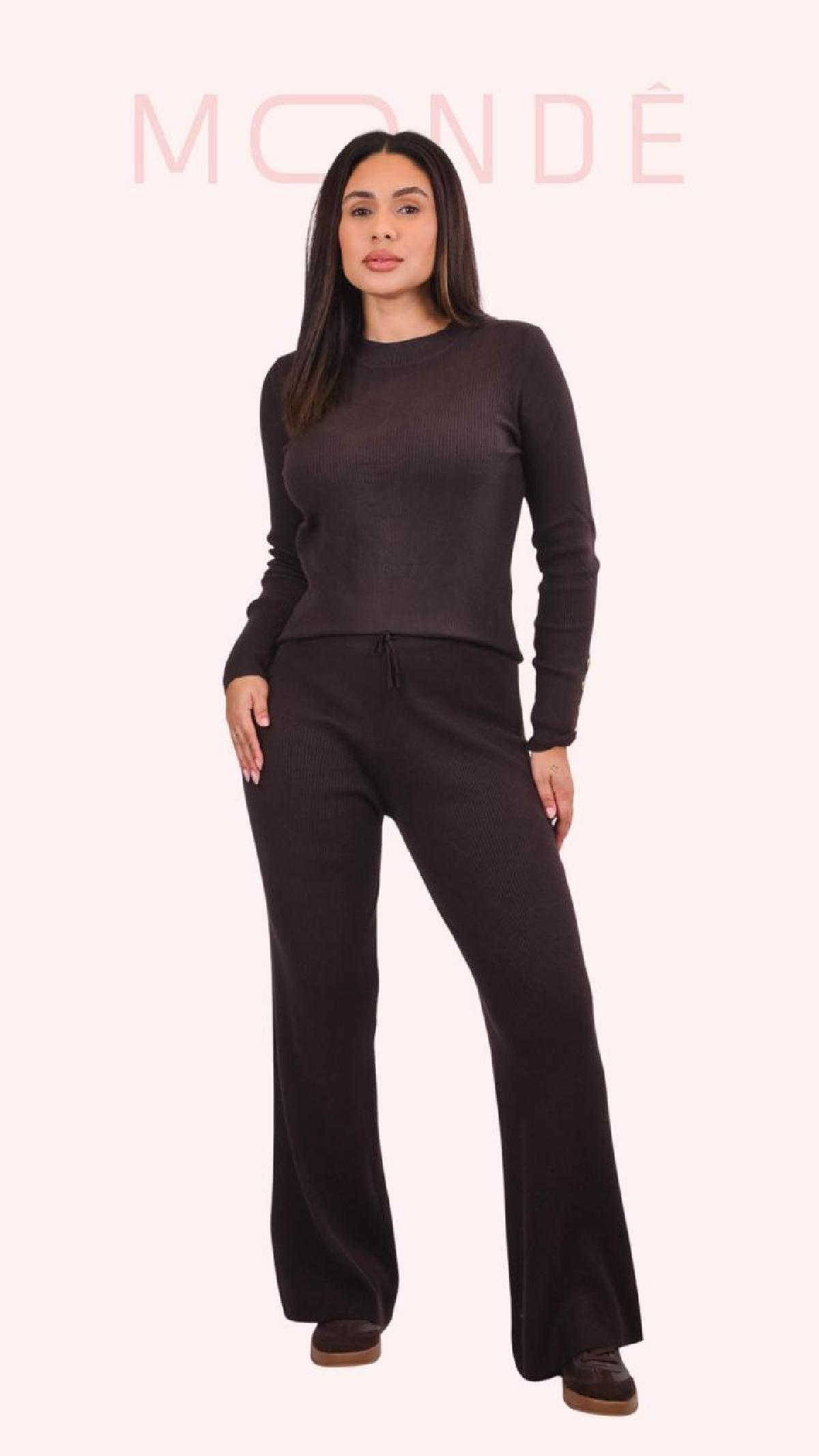 Foto do produto Conjunto Ailiyi Preto Preto