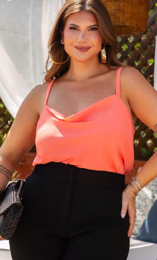 Foto do produto  Regata Fem. Maria Francia Gola Boba Alcinha Preto