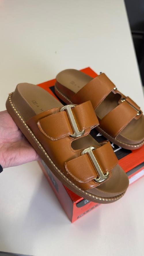 Foto do produto  Sandália Casual Ramarim Brilho Flatform Caramelo