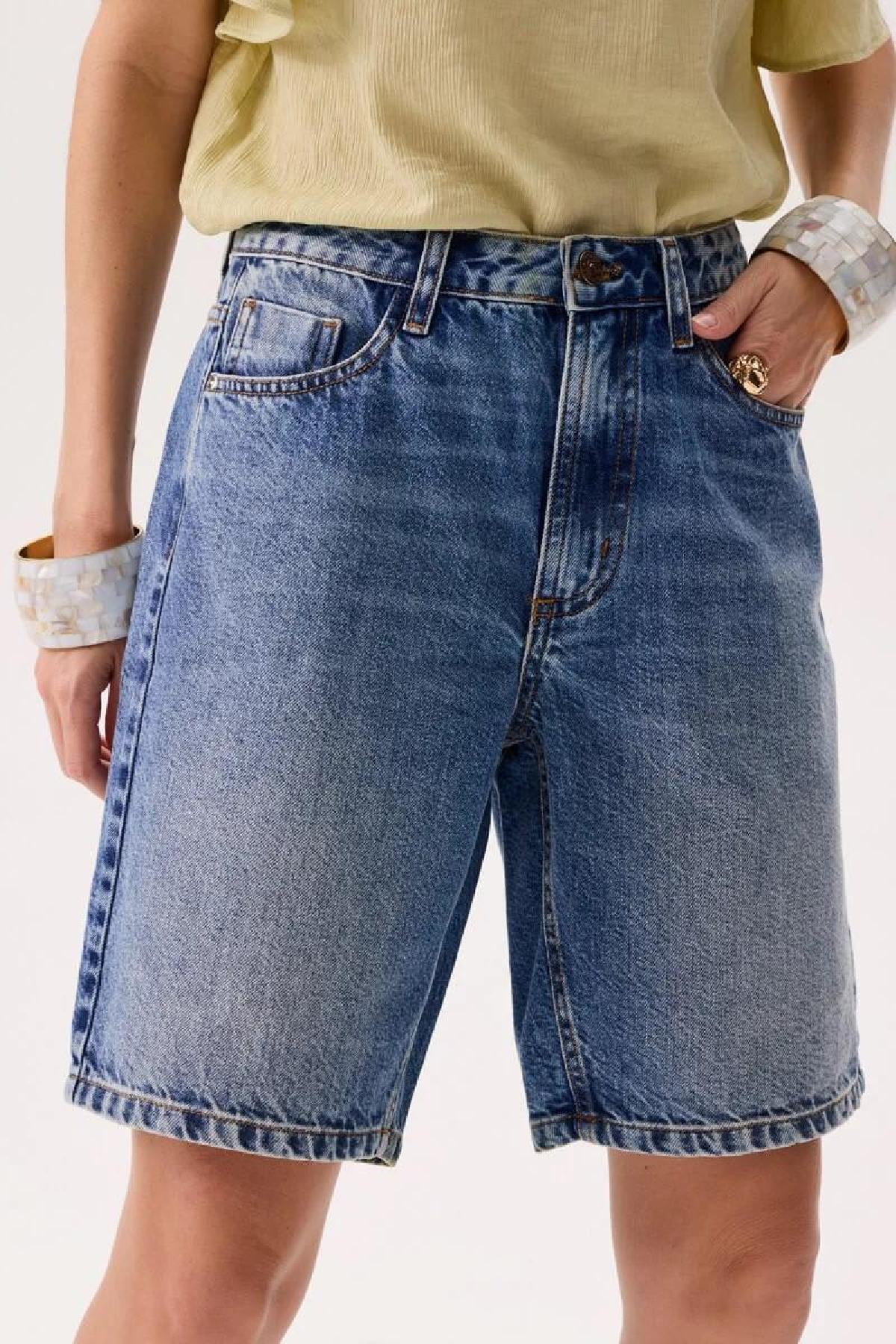 Foto do produto Shorts Deliz Alongado Jorts Jeans