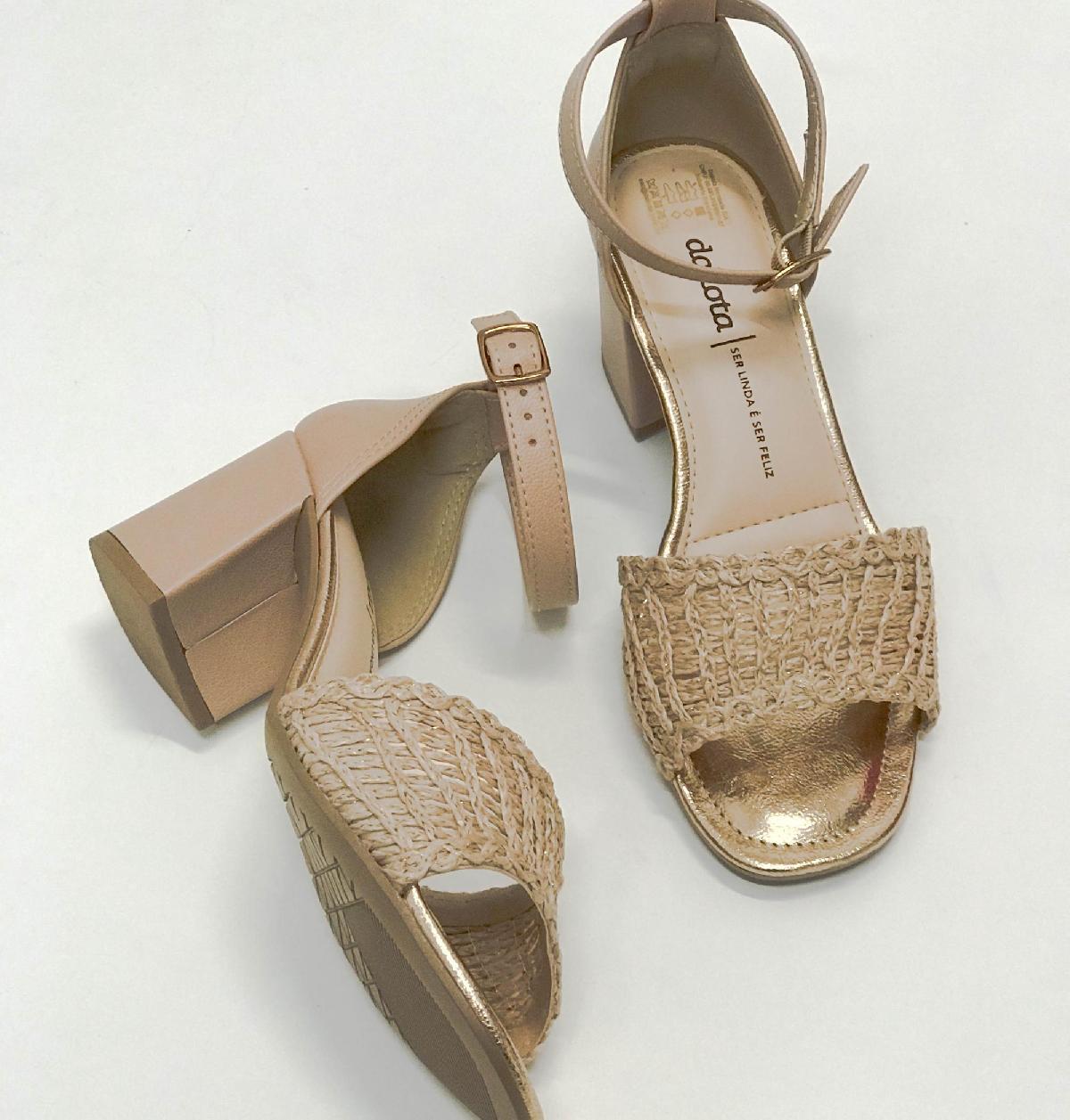 Foto do produto Sandália Casual Dakota Bege