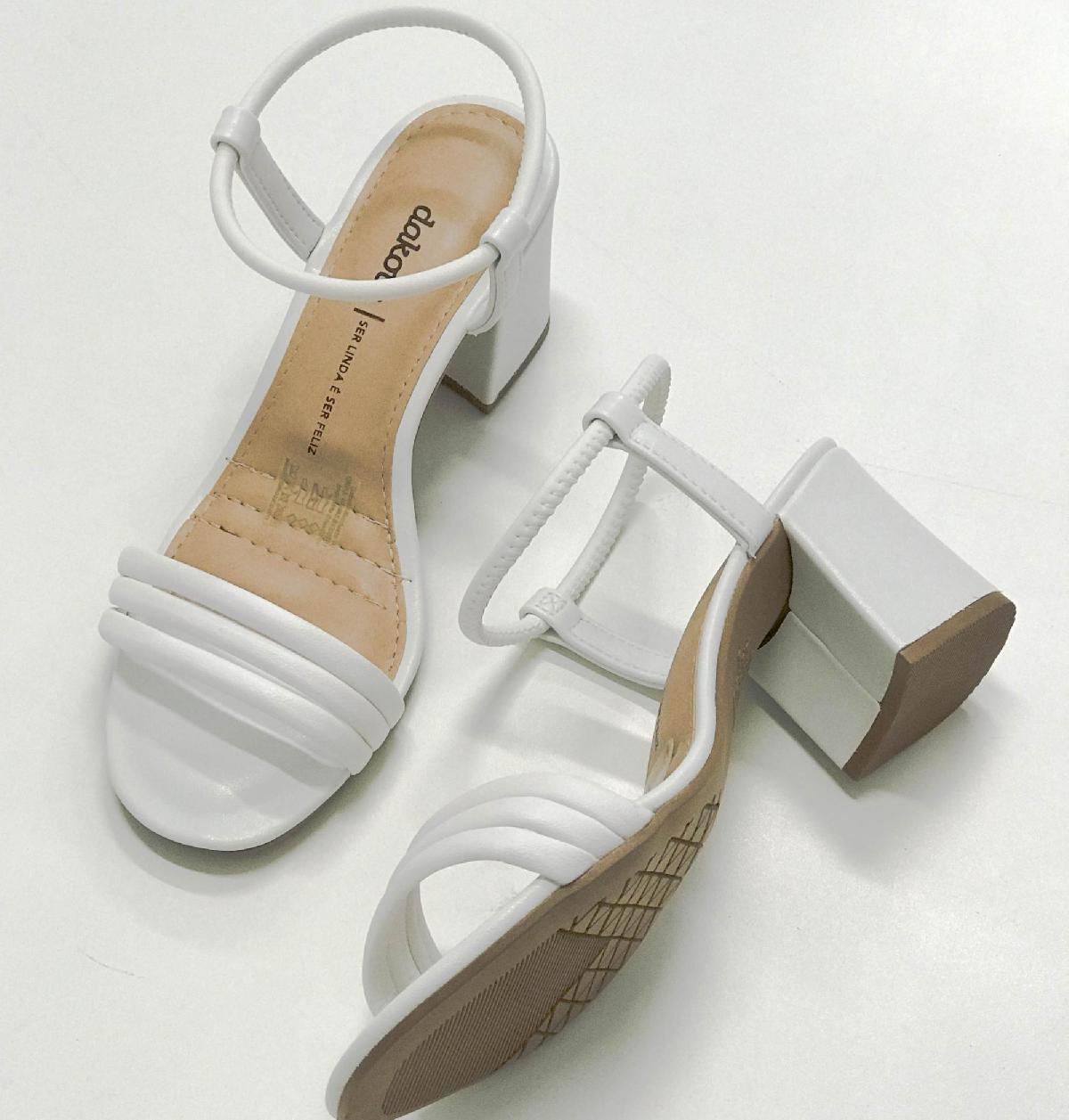 Foto do produto Sandália Casual Dakota Branco