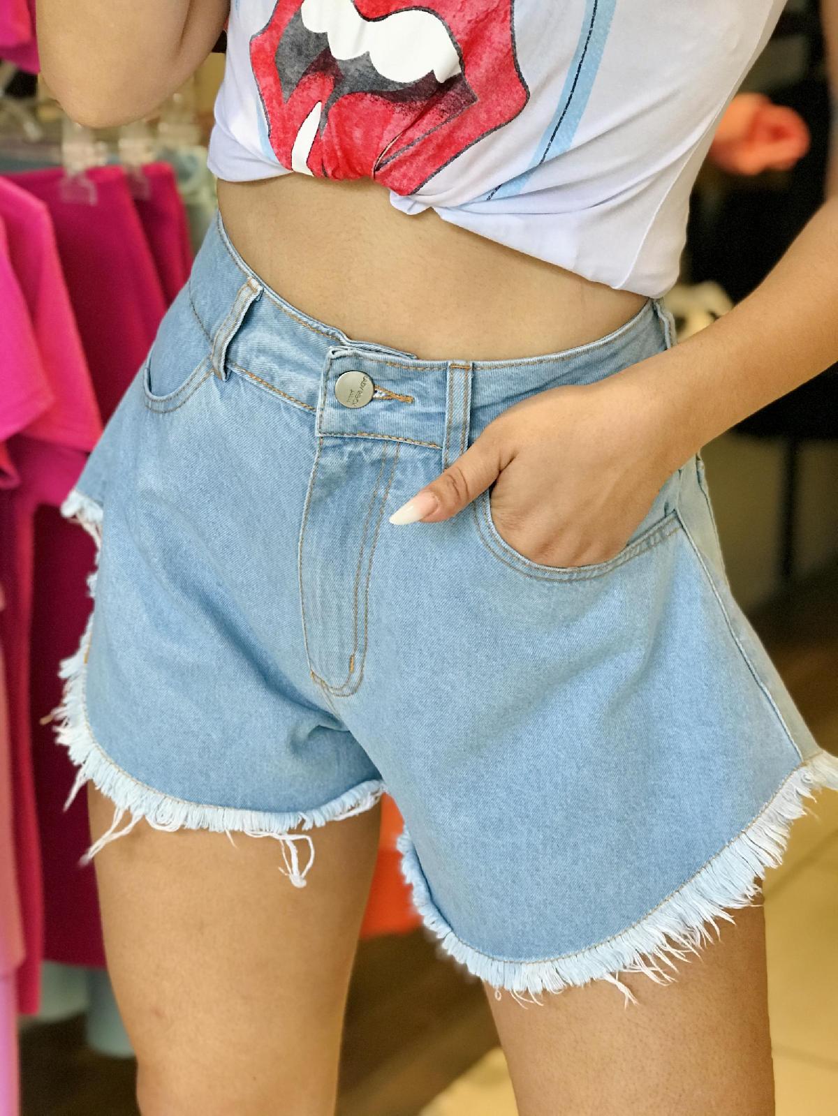 Foto do produto Shorts Lady Rock Jeans Claro